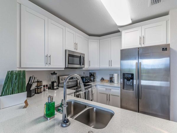 St. Petersburg Condo 1015910