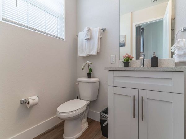 St. Petersburg Condo 1015910