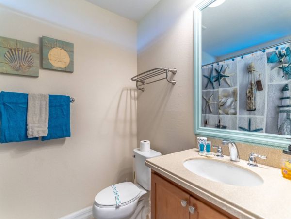St. Petersburg Condo 1015915