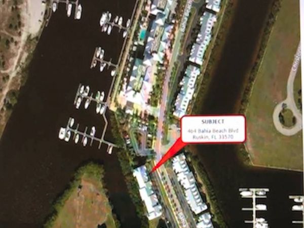 St. Petersburg Condo 1015915