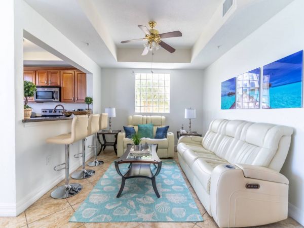 St. Petersburg Condo 1015917