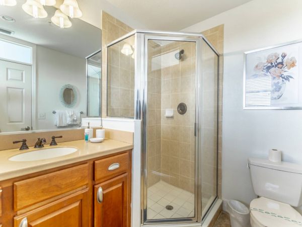 St. Petersburg Condo 1015917