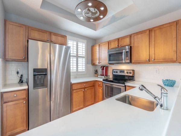 St. Petersburg Condo 1015918