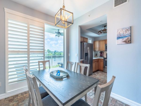 St. Petersburg Condo 1015918