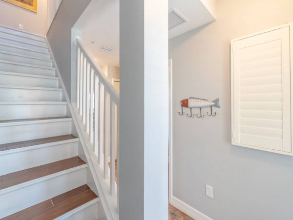 St. Petersburg Condo 1015918