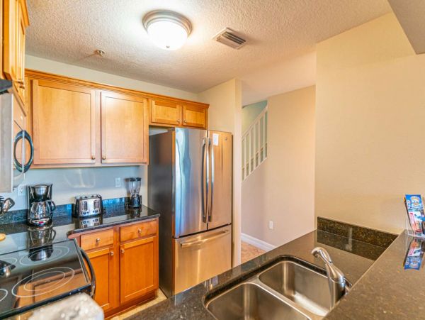St. Petersburg Condo 1015919