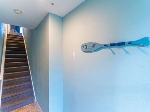 St. Petersburg Condo 1015919