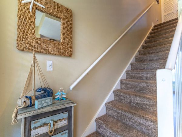 St. Petersburg Condo 1015920