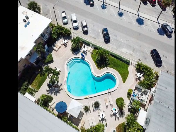 St. Petersburg Condo 1015923