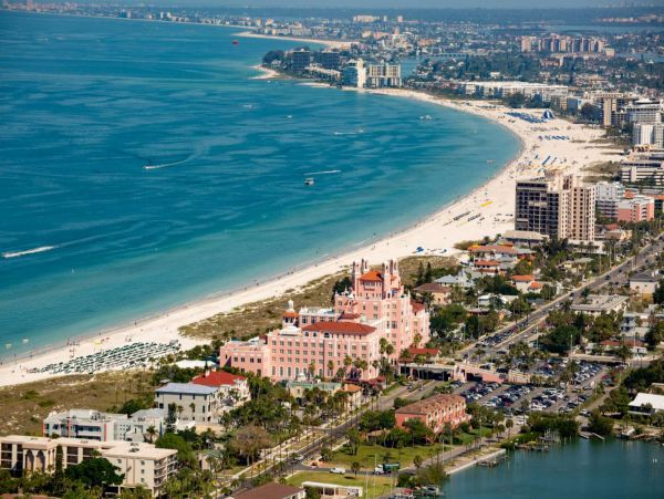 St. Petersburg Condo 1015923