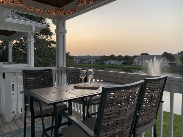 St. Petersburg Condo 1015926