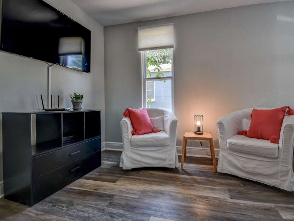 St. Petersburg Home 1015928