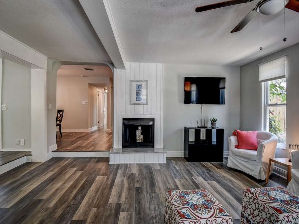 St. Petersburg Home 1015928