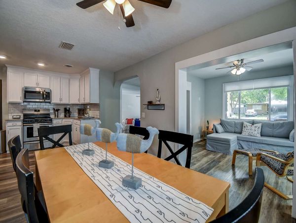St. Petersburg Home 1015928