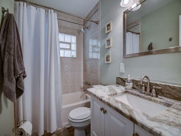 St. Petersburg Home 1015928
