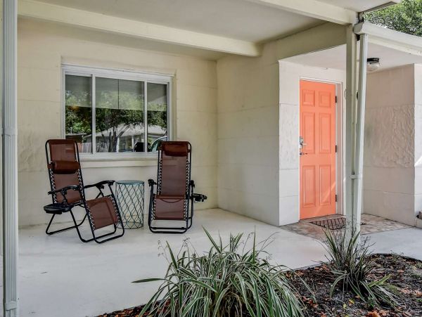 St. Petersburg Home 1015928
