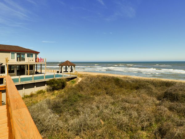 The Outer Banks Home 1015935