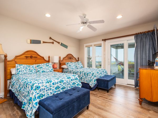 The Outer Banks Home 1015946