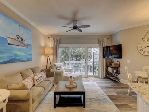 Hilton Head Three Bedroom Vacation Townhome Sleeps 8
