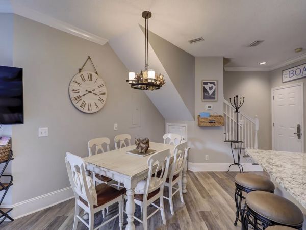 Hilton Head Three Bedroom Vacation Townhome Sleeps 8