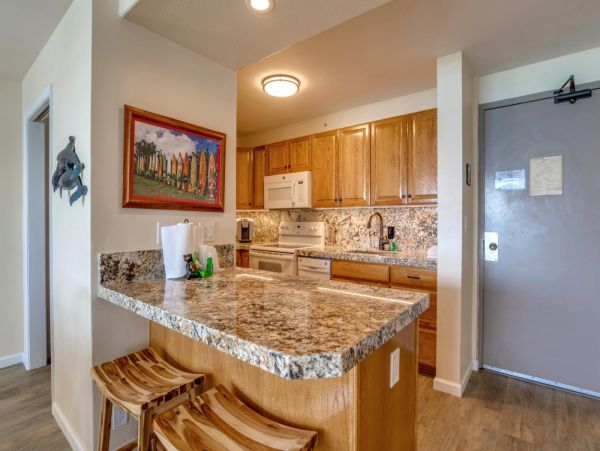 Ocean Views Kaanapali Vacation Condo One Bedroom Gulf Views