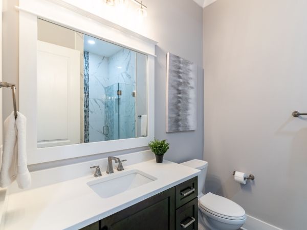Luxurious Beachfront Navarre Beach Vacation Home - 9-Bedrooms & Private Pool