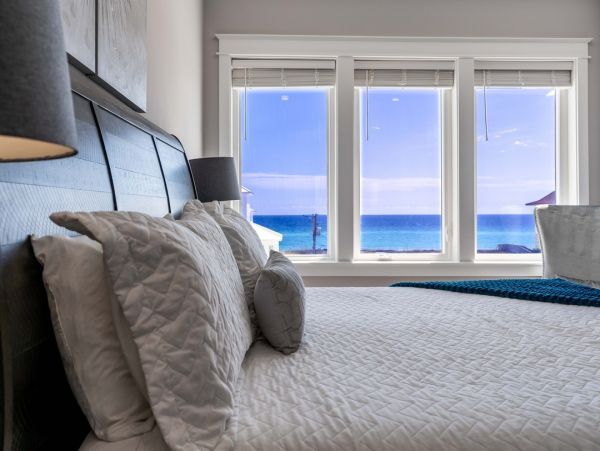 Luxurious Beachfront Navarre Beach Vacation Home - 9-Bedrooms & Private Pool