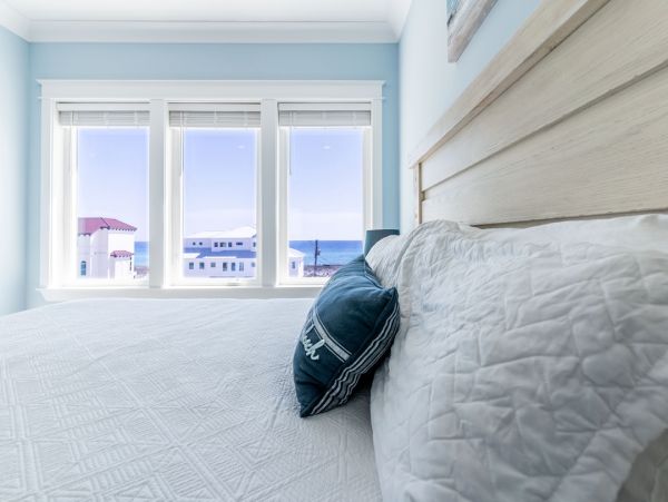 Luxurious Beachfront Navarre Beach Vacation Home - 9-Bedrooms & Private Pool