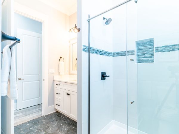 Luxurious Beachfront Navarre Beach Vacation Home - 9-Bedrooms & Private Pool