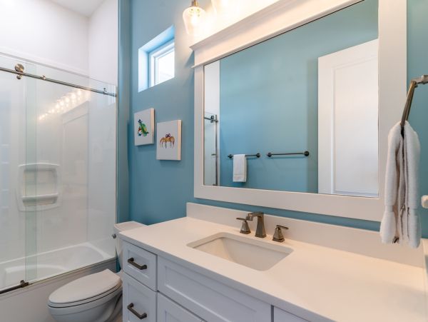 Luxurious Beachfront Navarre Beach Vacation Home - 9-Bedrooms & Private Pool