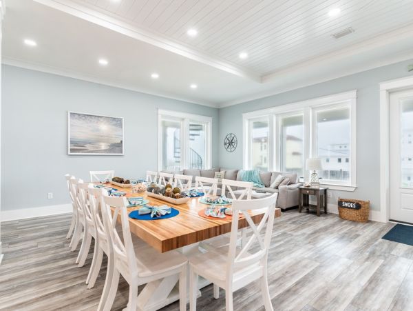 Luxurious Beachfront Navarre Beach Vacation Home - 9-Bedrooms & Private Pool