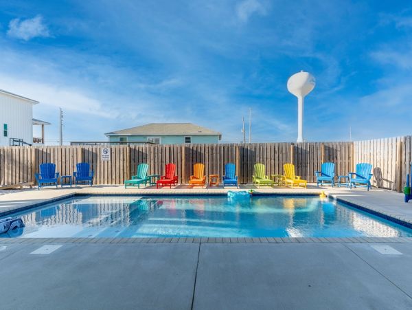 Luxurious Beachfront Navarre Beach Vacation Home - 9-Bedrooms & Private Pool
