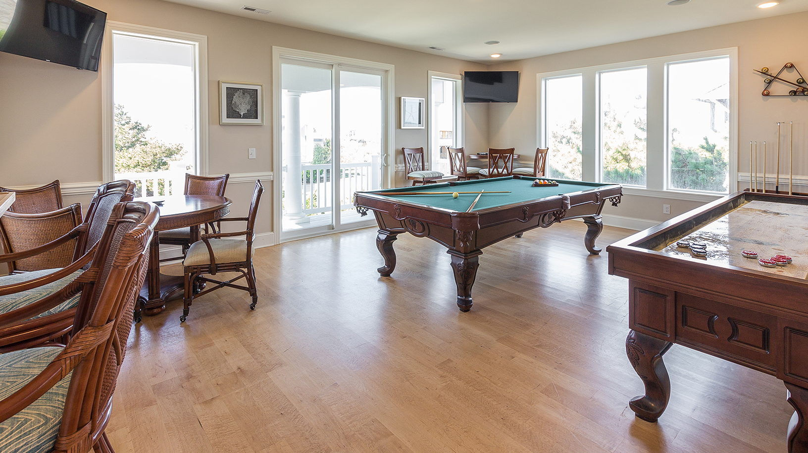 The Outer Banks Home 1015961
