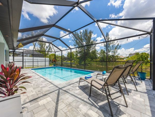 Canal- Front Vacation Home in Cape Coral Sleeps 8 Guests