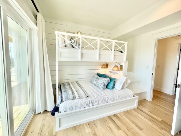 The Outer Banks Home 1015979
