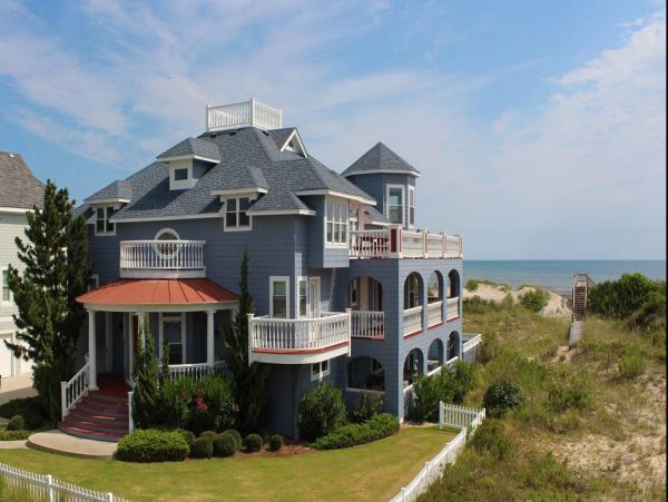 Corolla Vacation Home Six Bedroom On Beach