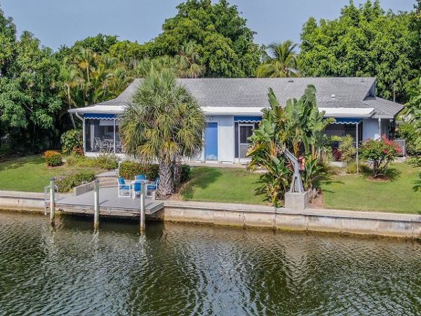 Sanibel 2 Bedroom Condo with Canal Views & Boat Dock