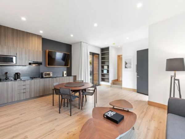 Malibu Condo 1016022