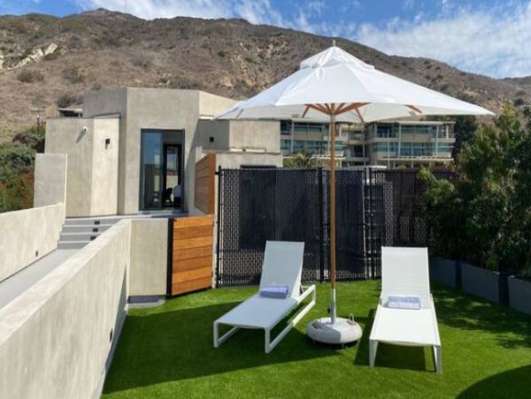 Malibu Condo 1016025