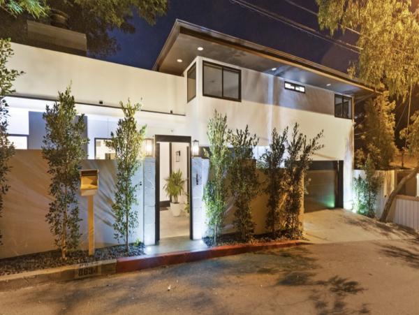 Luxury Four Bedroom Pool Home Sleeps 8