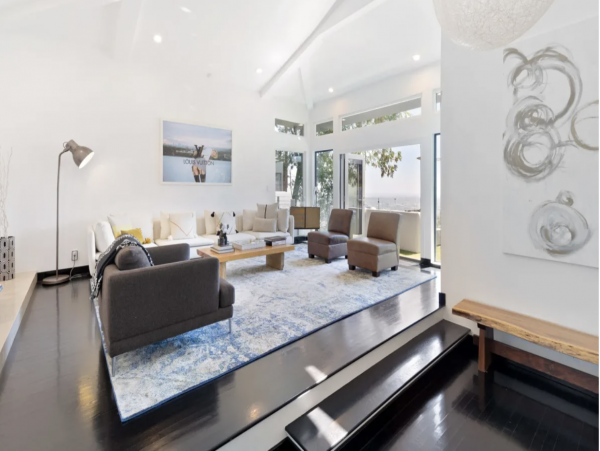 Luxury Four Bedroom Pool Home Sleeps 8