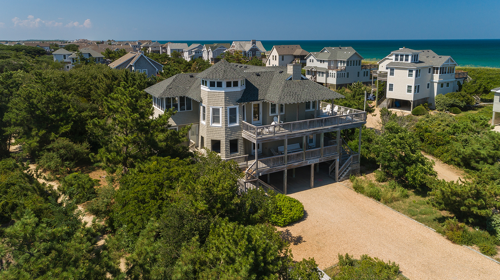The Outer Banks Home 1016046