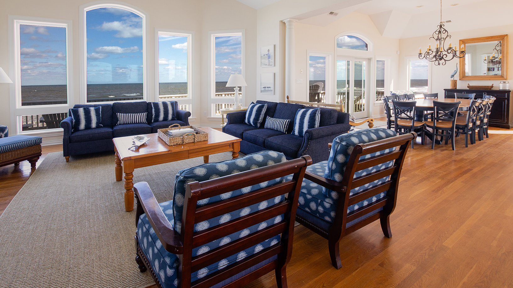 The Outer Banks Home 1016061