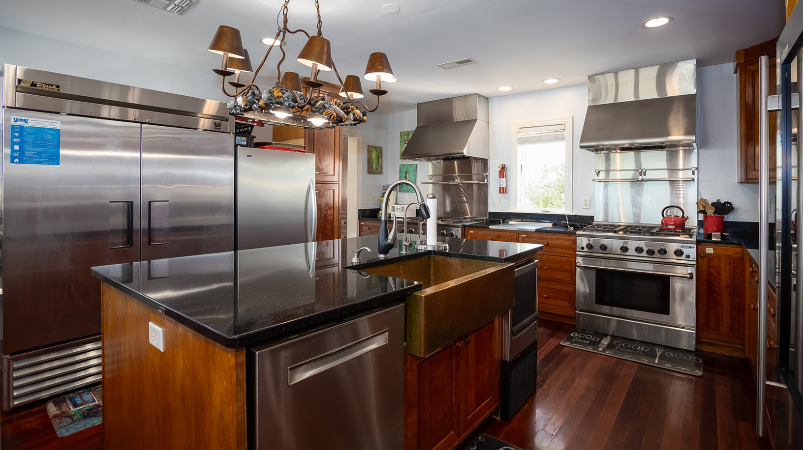 The Outer Banks Home 1016077