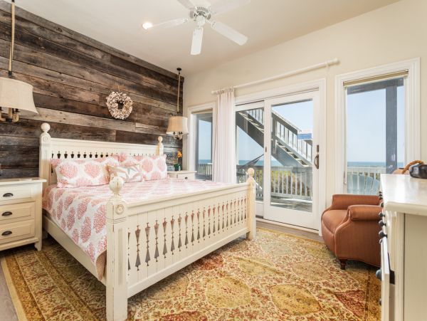 The Outer Banks Home 1016080
