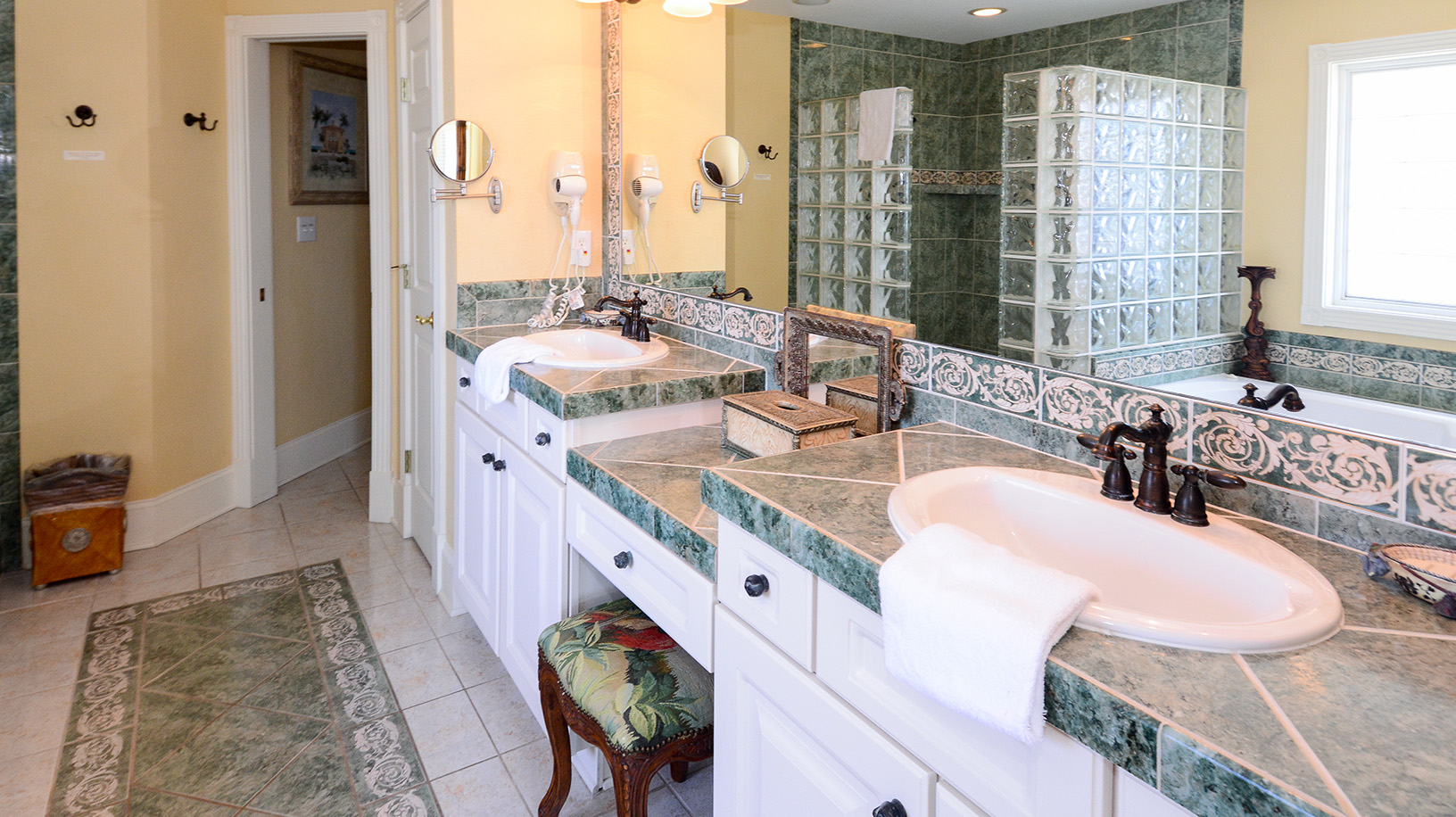 The Outer Banks Home 1016104
