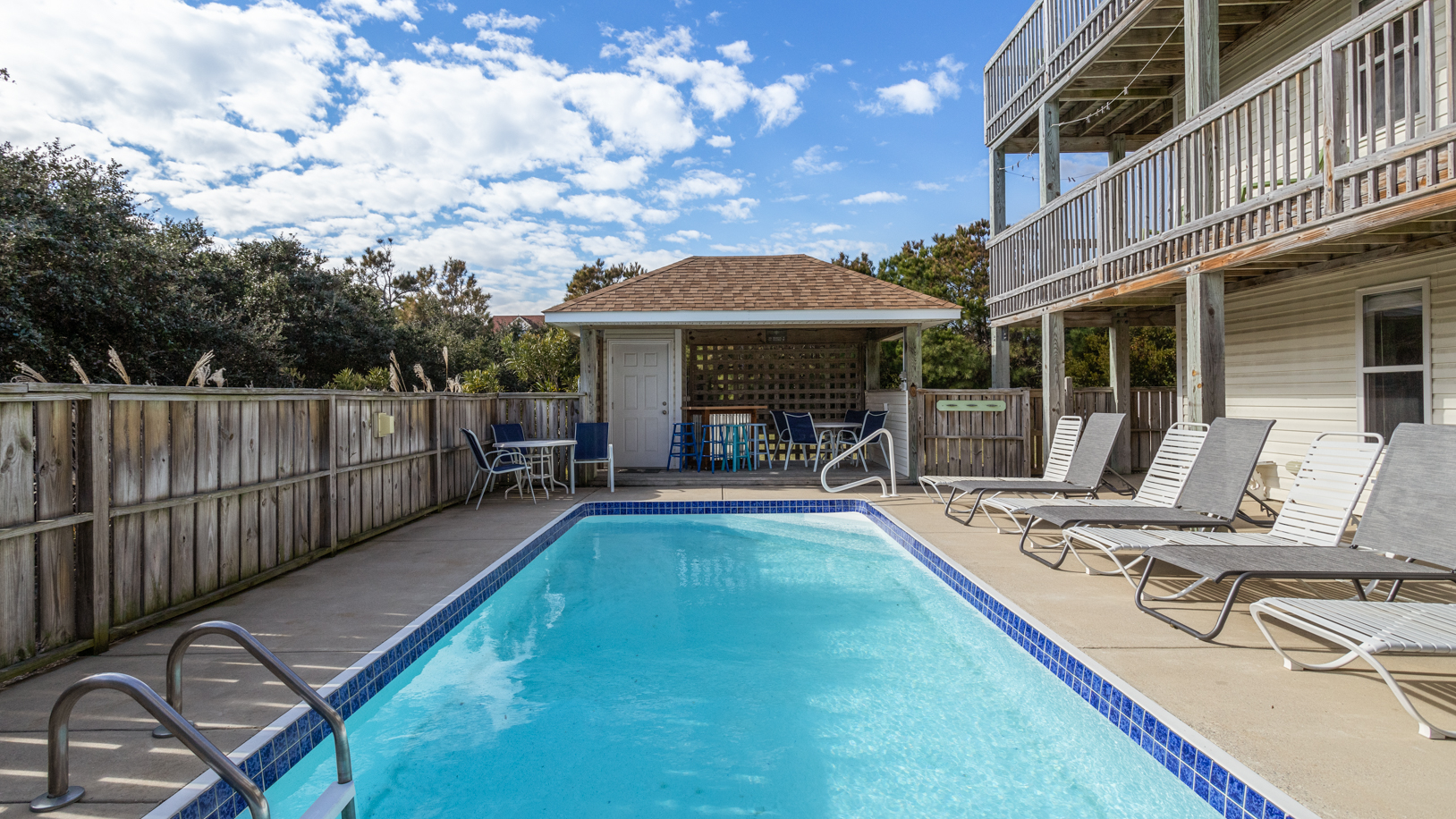 The Outer Banks Home 1016108