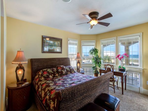 The Outer Banks Home 1016181