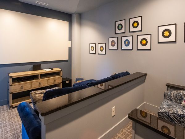 Tastefully Decorated Vacation Rental on The Carolinas