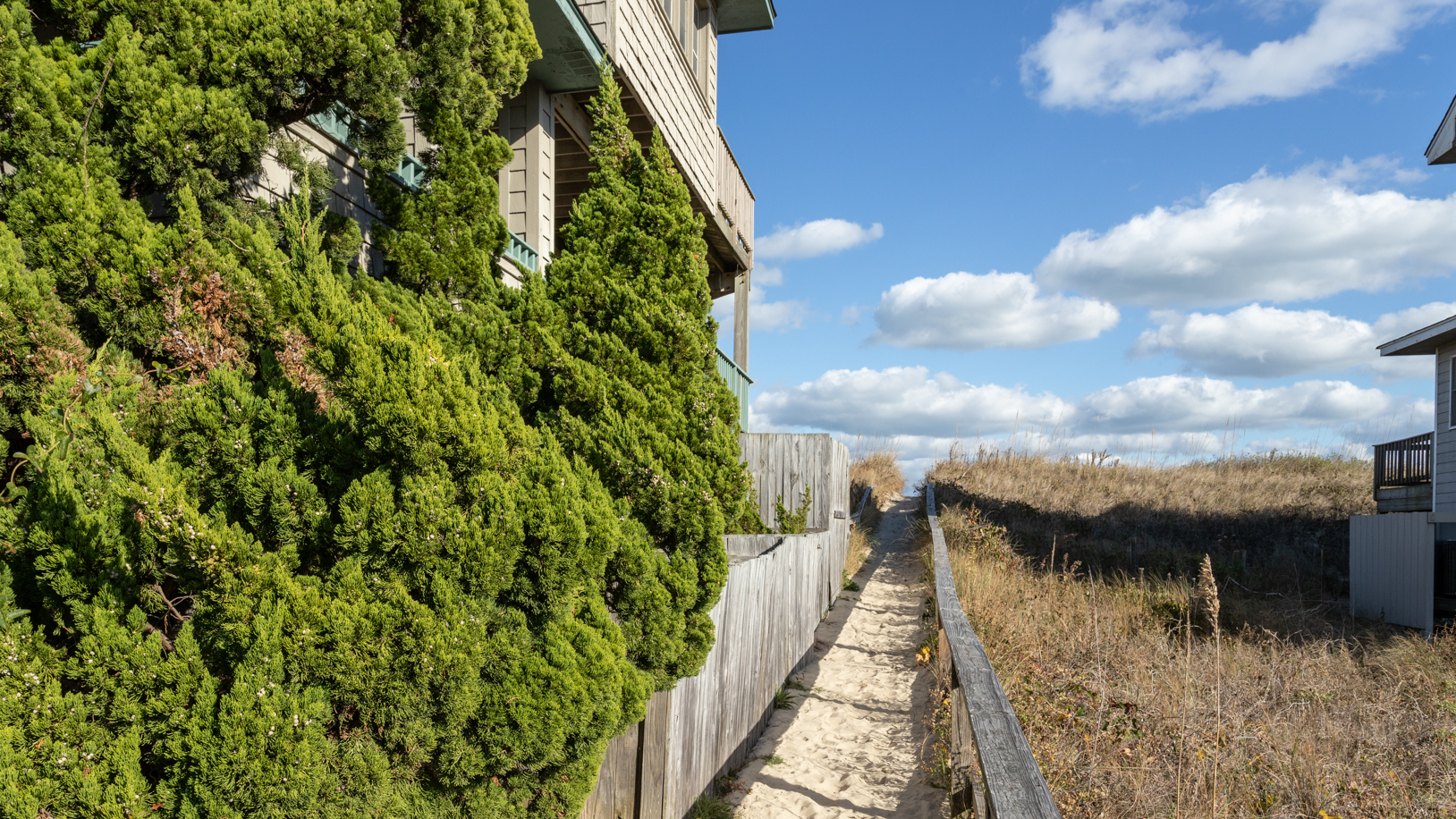 The Outer Banks Home 1016198
